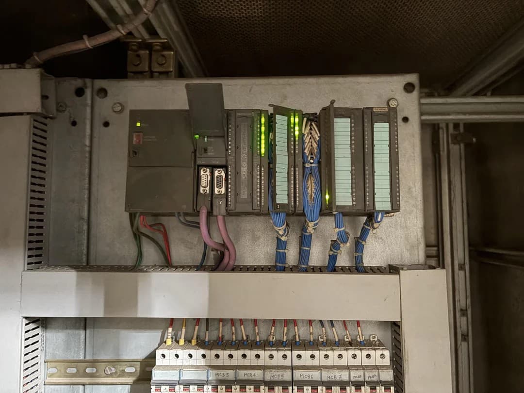 S7 PLC needs to be replaced.